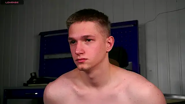 Snapshot of dustyn_fox chatting on November 30, 3:02 pm dustyn fox online show from November 30, 3:02 pm