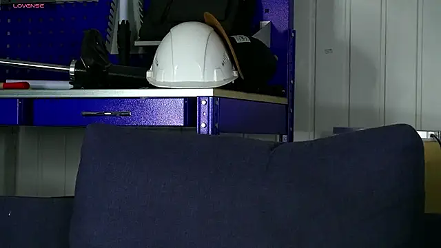 Snapshot of dustyn_fox chatting on February 3, 6:22 am dustyn fox online show from February 3, 6:22 am