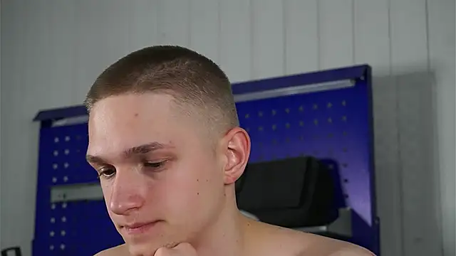 dustyn fox online show from March 5, 11:51 am