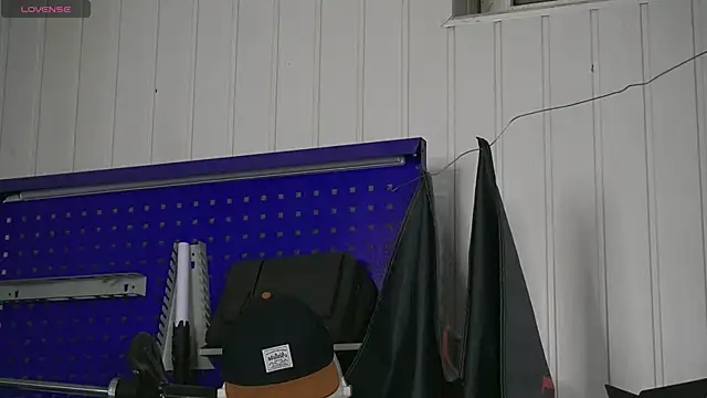 Snapshot of dustyn_fox chatting on November 1, 3:39 pm dustyn fox online show from November 1, 3:39 pm