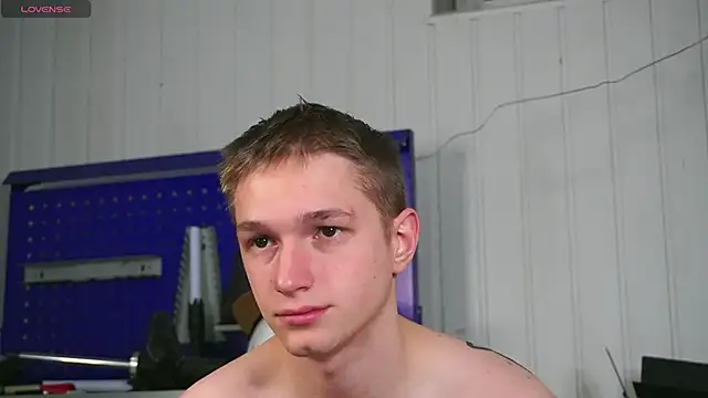 Snapshot of dustyn_fox chatting on January 12, 3:52 pm dustyn fox online show from January 12, 3:52 pm