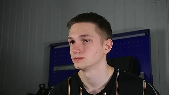 Snapshot of dustyn_fox chatting on February 13, 5:02 pm dustyn fox online show from February 13, 5:02 pm