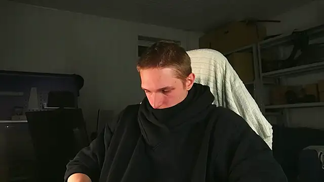 dustyn fox online show from April 17, 5:05 pm