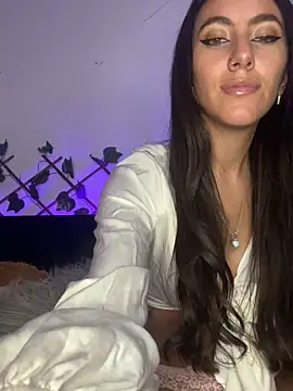 FrancellyHot online show from December 6, 2:18 am