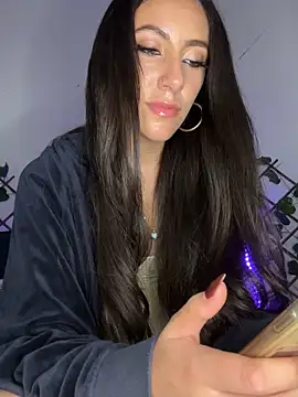 FrancellyHot online show from February 6, 1:27 am