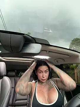 Iam Annii online show from March 9, 8:12 pm