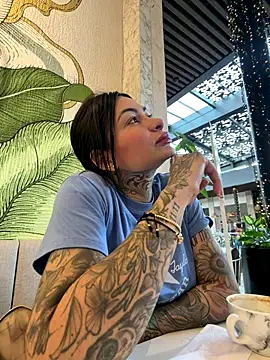 Snapshot of Iam_Annii chatting on November 25, 7:03 pm Iam Annii online show from November 25, 7:03 pm