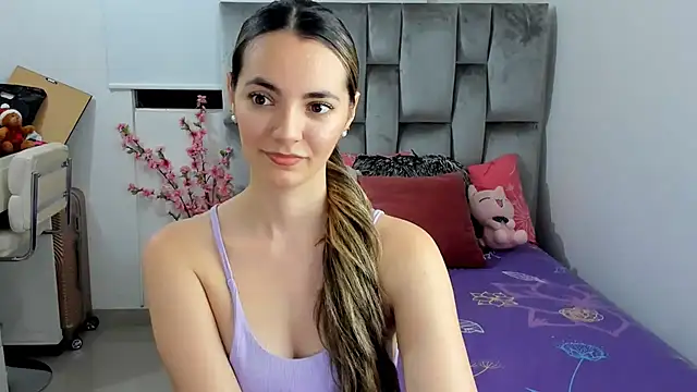 baby-miah online show from December 3, 5:37 am