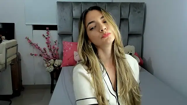 baby-miah online show from January 5, 4:36 am