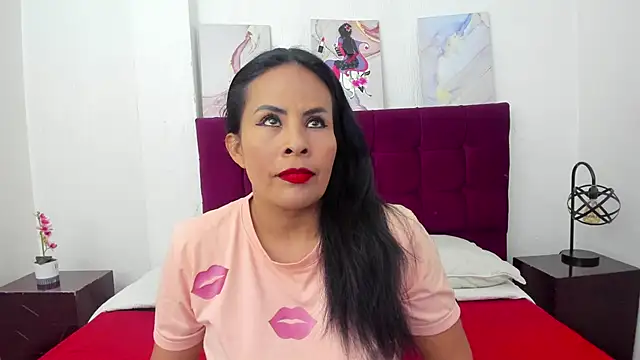 Anthonelaa   online show from March 28, 7:59 pm