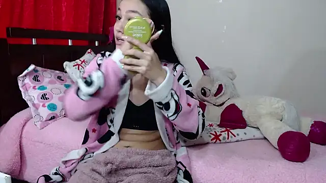 petitolivia online show from January 15, 10:02 pm