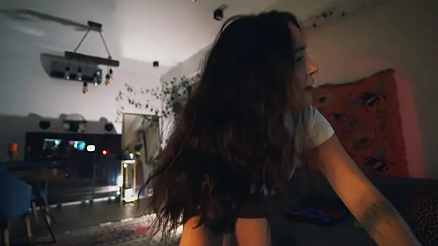 Snapshot of Leona_Mell chatting on September 29, 10:26 pm Leona Mell online show from September 29, 10:26 pm