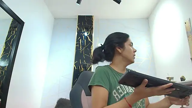 ciara connor online show from May 15, 3:48 am