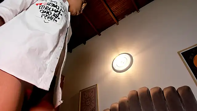Snapshot of sky_caroline chatting on June 15, 9:25 pm sky caroline online show from June 15, 9:25 pm