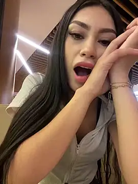 Snapshot of Effy_Bonny chatting on March 11, 5:35 pm Effy Bonny online show from March 11, 5:35 pm