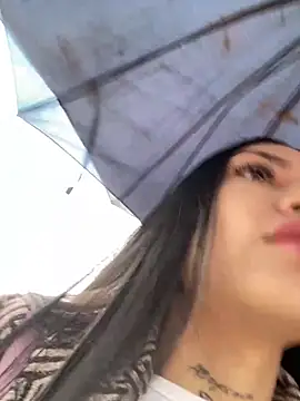 Snapshot of Effy_Bonny chatting on March 22, 12:57 pm Effy Bonny online show from March 22, 12:57 pm