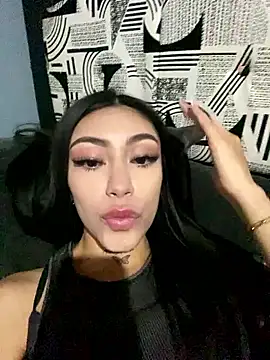 Snapshot of Effy_Bonny chatting on March 19, 8:00 pm Effy Bonny online show from March 19, 8:00 pm