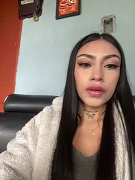 Snapshot of Effy_Bonny chatting on March 4, 5:13 pm Effy Bonny online show from March 4, 5:13 pm