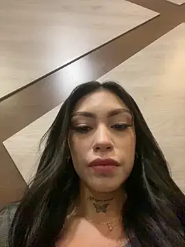 Snapshot of Effy_Bonny chatting on February 27, 7:58 pm Effy Bonny online show from February 27, 7:58 pm