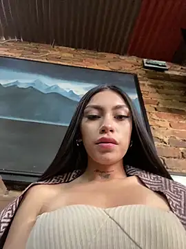 Snapshot of Effy_Bonny chatting on March 22, 6:47 pm Effy Bonny online show from March 22, 6:47 pm