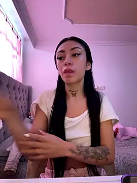 Effy Bonny online show from January 16, 2:21 pm