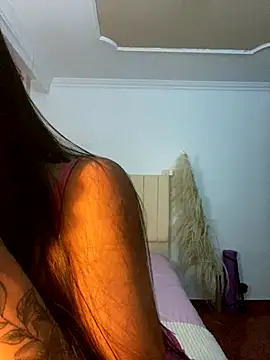 Snapshot of Effy_Bonny chatting on October 1, 4:28 am Effy Bonny online show from October 1, 4:28 am