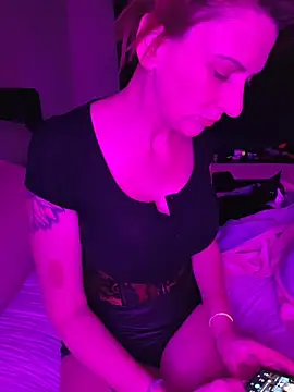 Snapshot of MissyRoulette chatting on February 1, 10:35 am MissyRoulette online show from February 1, 10:35 am