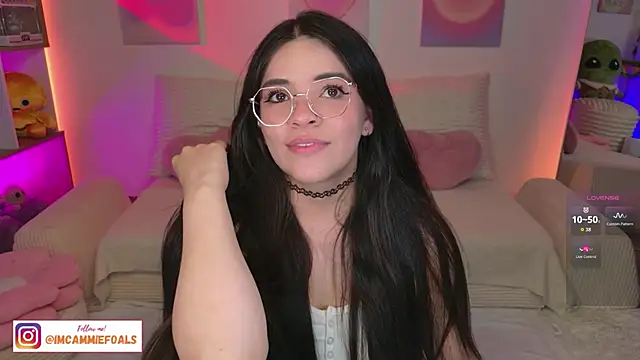 cammiefoalss online show from December 15, 6:36 pm