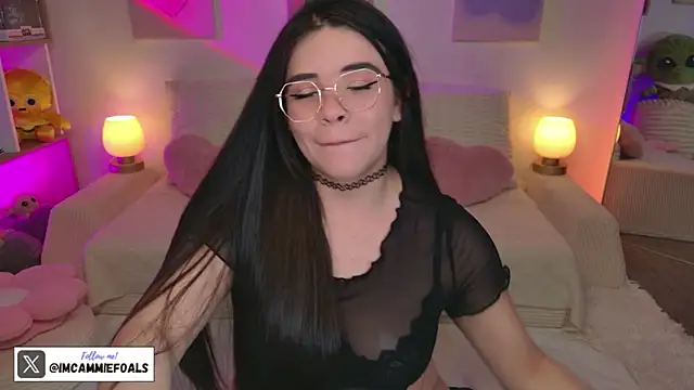 cammiefoalss online show from December 20, 6:11 pm