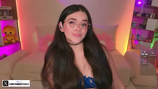 cammiefoalss online show from October 28, 6:40 pm