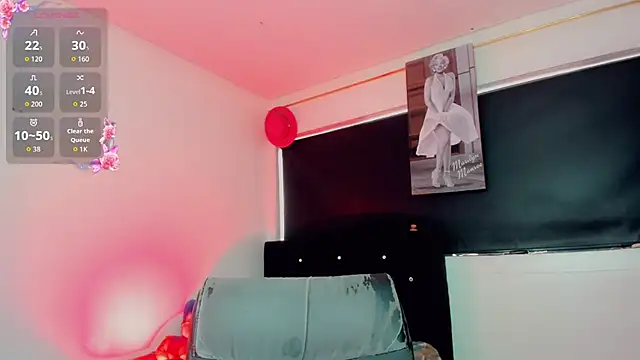 Kendall hornyy online show from July 21, 7:48 pm