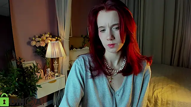 Dearly Emily online show from December 21, 5:25 pm