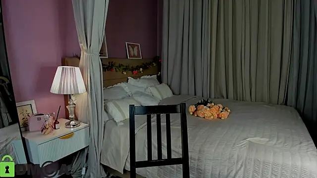 Dearly Emily online show from March 14, 5:19 pm