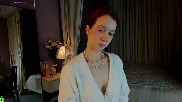 Dearly Emily online show from April 10, 5:20 pm