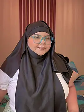  Shara Handal  online show from March 20, 6:09 pm