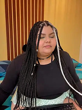  Shara Handal  online show from October 23, 7:40 am