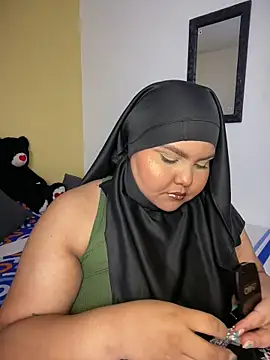 Snapshot of _Shara_Handal_ chatting on June 22, 6:54 am Shara Handal online show from June 22, 6:54 am