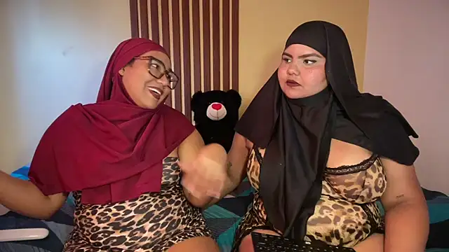  Shara Handal  online show from March 15, 7:54 pm