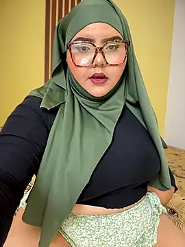  Shara Handal  online show from February 4, 7:03 am