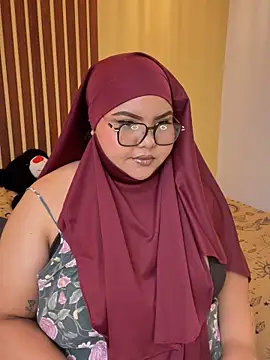  Shara Handal  online show from November 2, 10:20 am