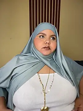  Shara Handal  online show from June 4, 9:14 am