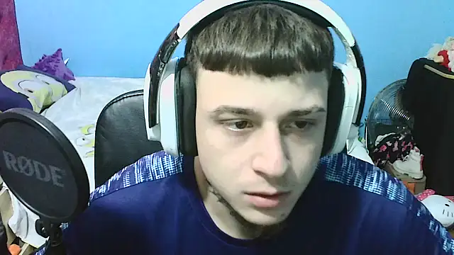 Nenejoven16- online show from October 18, 9:06 pm