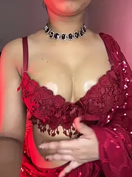 Snapshot of Hot-sexy222 chatting on July 5, 2:27 am Hot-sexy222 online show from July 5, 2:27 am
