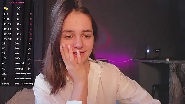 JudyAngil online show from February 10, 6:23 am