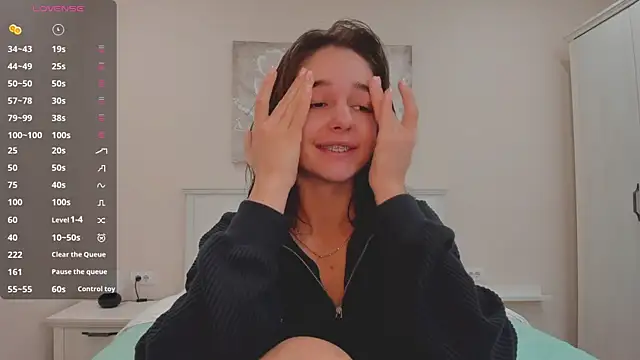 JudyAngil online show from October 24, 5:06 am