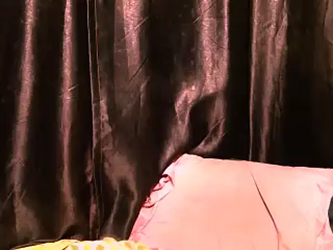 Fuckable Nasty MILF online show from May 7, 3:55 am