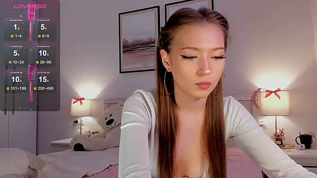 diana nier online show from April 14, 7:08 pm