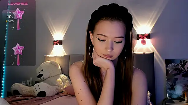 Snapshot of diana_nier chatting on September 27, 7:42 pm diana nier online show from September 27, 7:42 pm