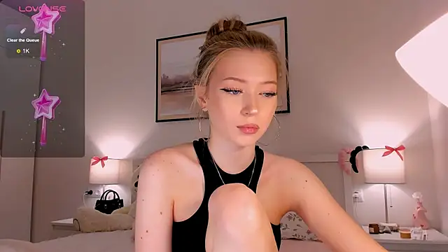 diana nier online show from June 19, 7:41 pm