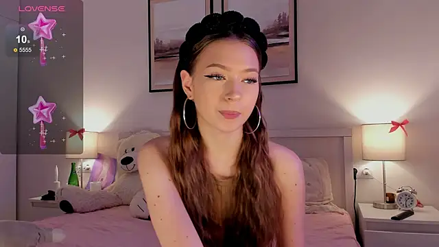 diana nier online show from December 2, 7:26 pm